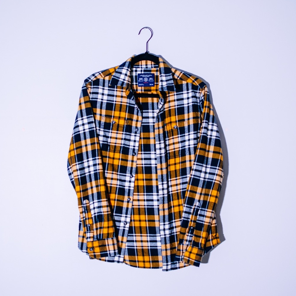 American Eagle Button Down
